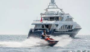 Pronajem Motorová jachta 