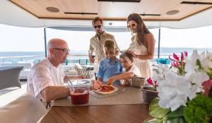 Pronajem Motorová jachta 