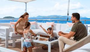 Pronajem Motorová jachta 