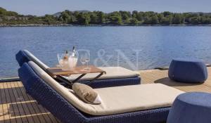 Pronajem Motorová jachta 