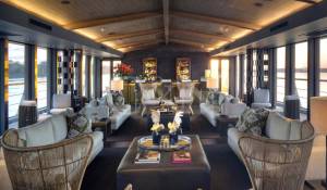 Pronajem Motorová jachta 