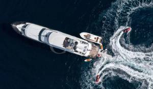 Pronajem Motorová jachta 