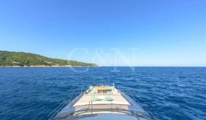 Pronajem Motorová jachta 