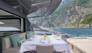 Pronajem Motorová jachta 