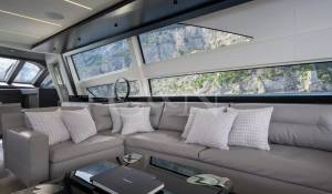 Pronajem Motorová jachta 