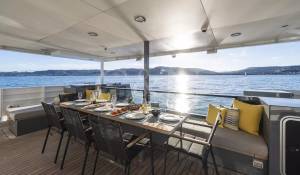 Pronajem Motorová jachta 