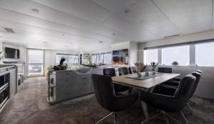 Pronajem Motorová jachta 