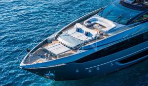 Pronajem Motorová jachta 