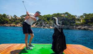 Pronajem Motorová jachta 