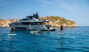 Pronajem Motorová jachta 