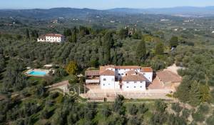 Pronájem Vila Firenze