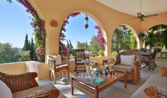 Sezónní pronájem Dům Grasse