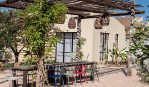 Sezónní pronájem Dům Llubí