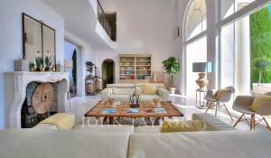 Sezónní pronájem Dům Valbonne