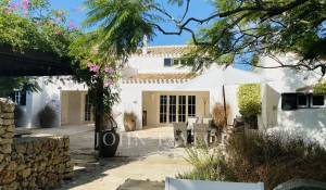 Sezónní pronájem Vila Binixica