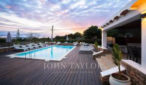 Sezónní pronájem Vila Can Furnet