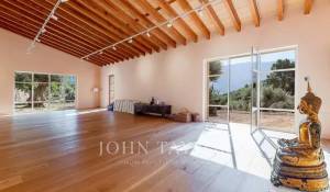 Sezónní pronájem zámek Sóller