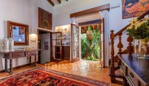 Sezónní pronájem zámek Sóller