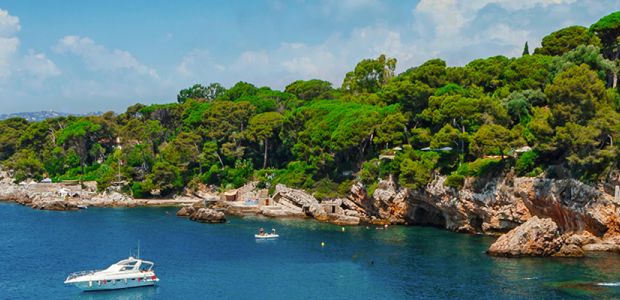 Luxusní realitní kancelár CAP D'ANTIBES